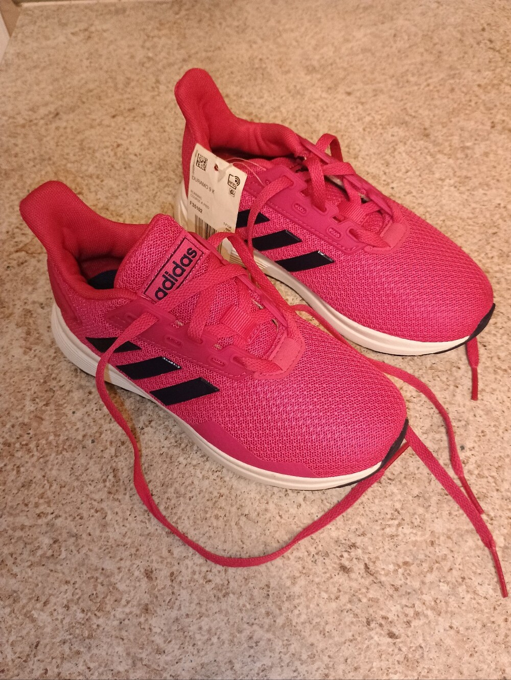 NWT Adidas Duramo 9k Little Kids Running Tennis Shoes Size 12 Toddler Pink